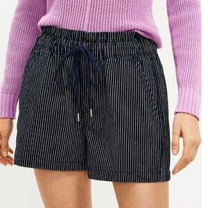 LOFT Blue White Pinstripe Jean Shorts Elastic Waistband Drawstring NWOT Medium